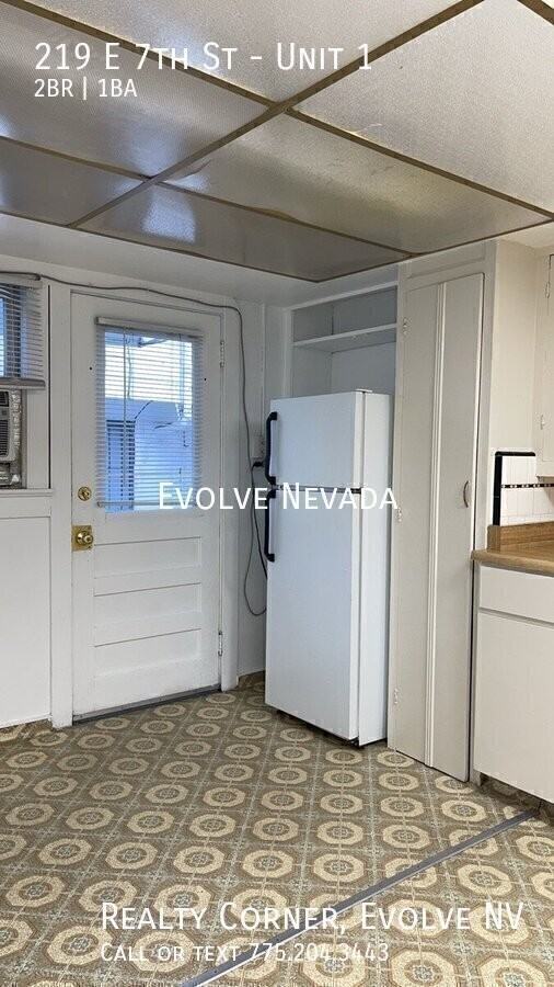 219 E 7th St #1 - Photo 7 of 16