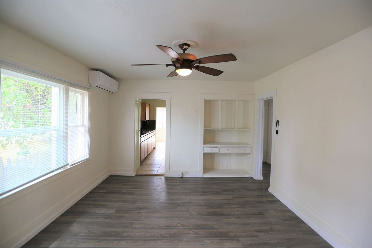 15901 Shell St - Photo 4 of 15