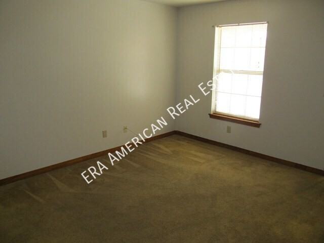 204 Davenport Rd Apt 15 - Photo 3 of 10