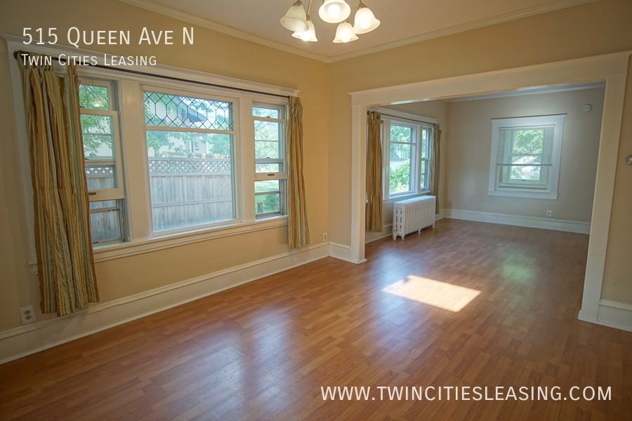 515 Queen Ave N - Photo 5 of 22