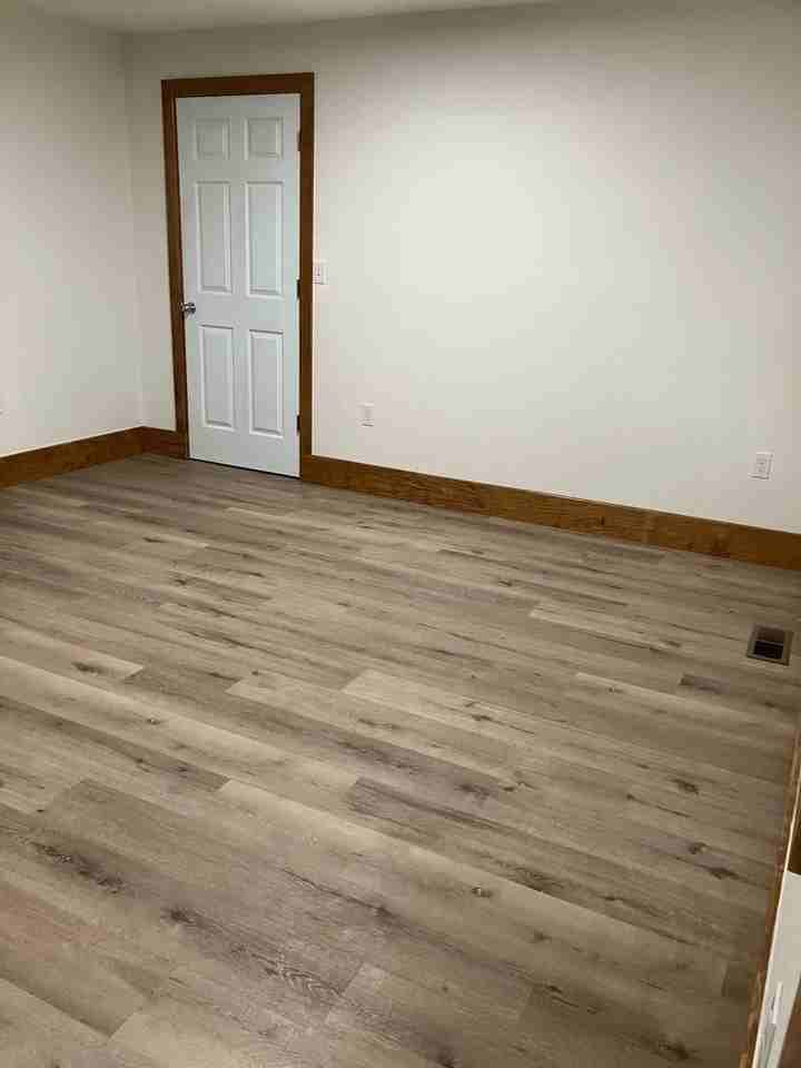 1909 N Springbrook Rd - Photo 2 of 23