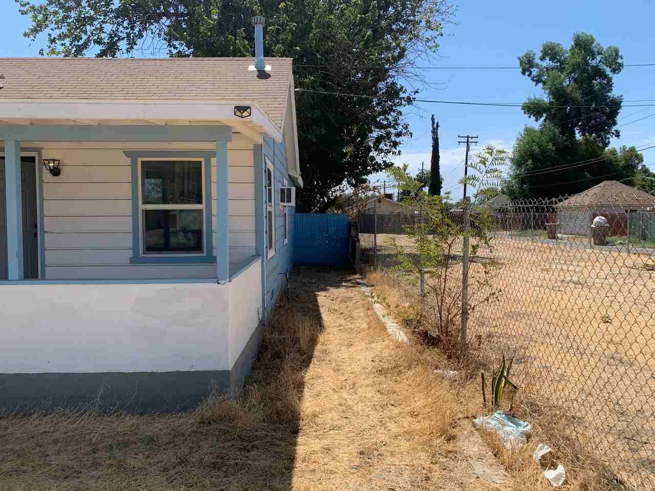 1939 Radiance Dr - Photo 2 of 11