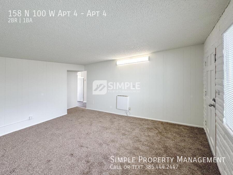 158 N 100 W Apt 4 #4 - Photo 5 of 13