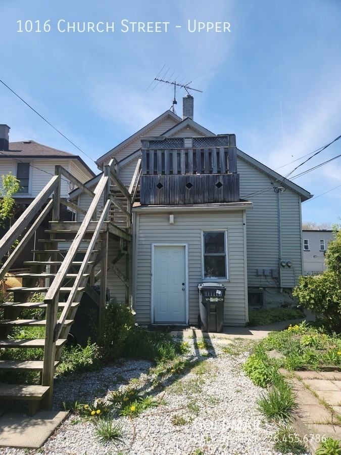 1016 Church St - Photo 2 of 17