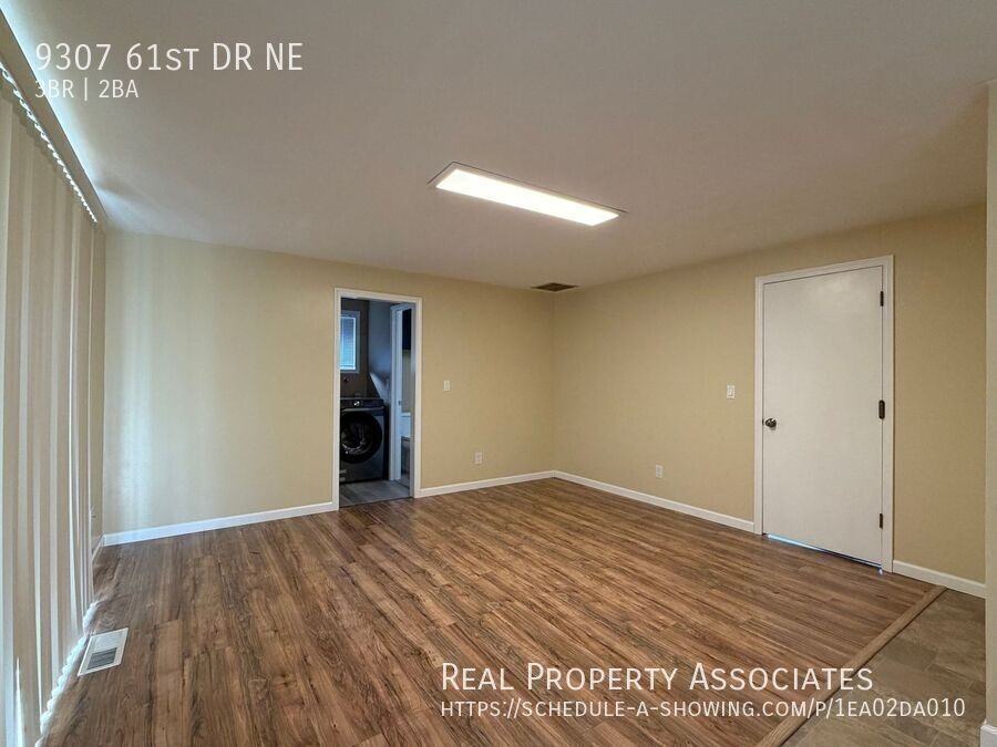 9307 61st Dr Ne - Photo 7 of 19