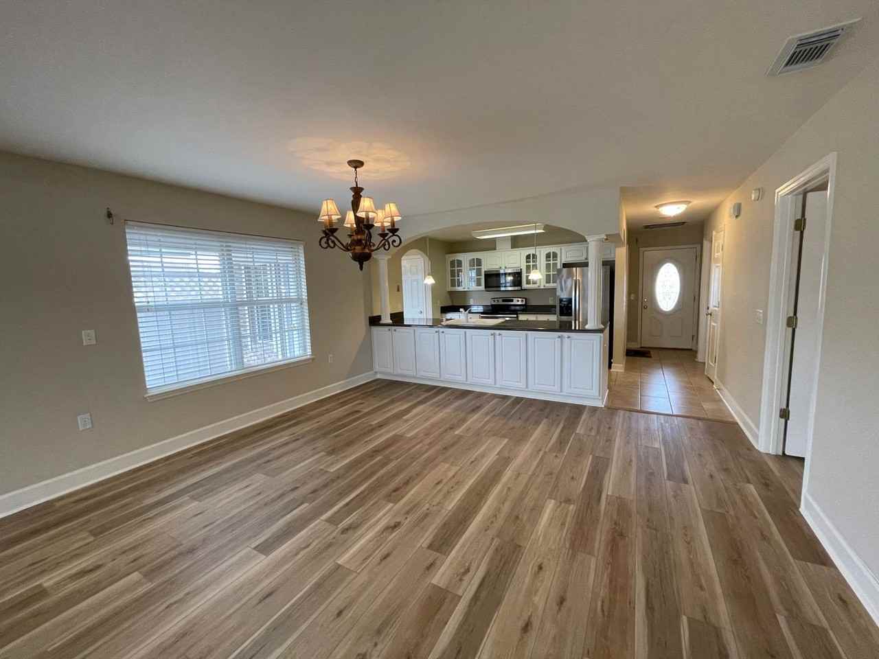 114 Lakeridge Dr - Photo 4 of 32