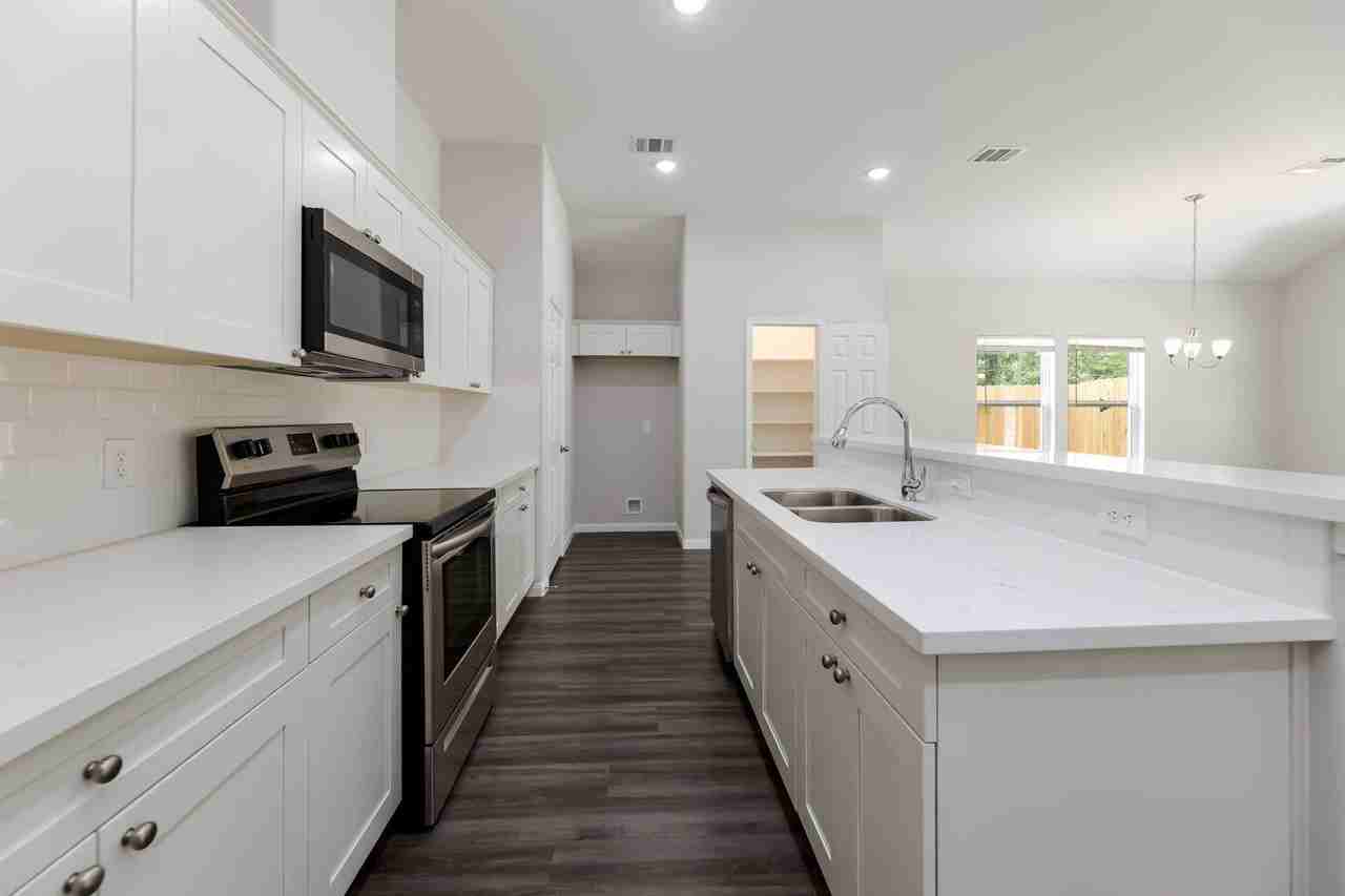 2029 County Road 3550 - Photo 4 of 17