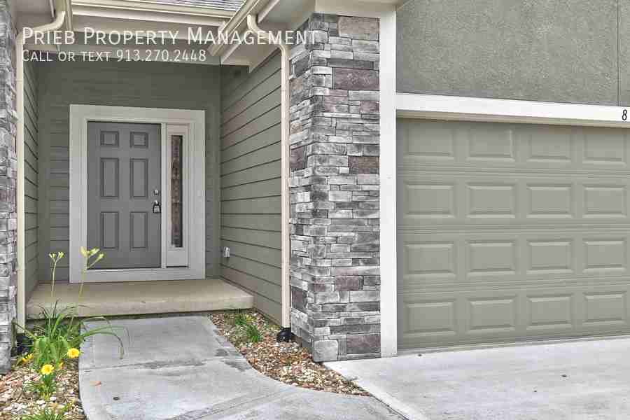 FINDLEY & #11 - Photo 2 of 32