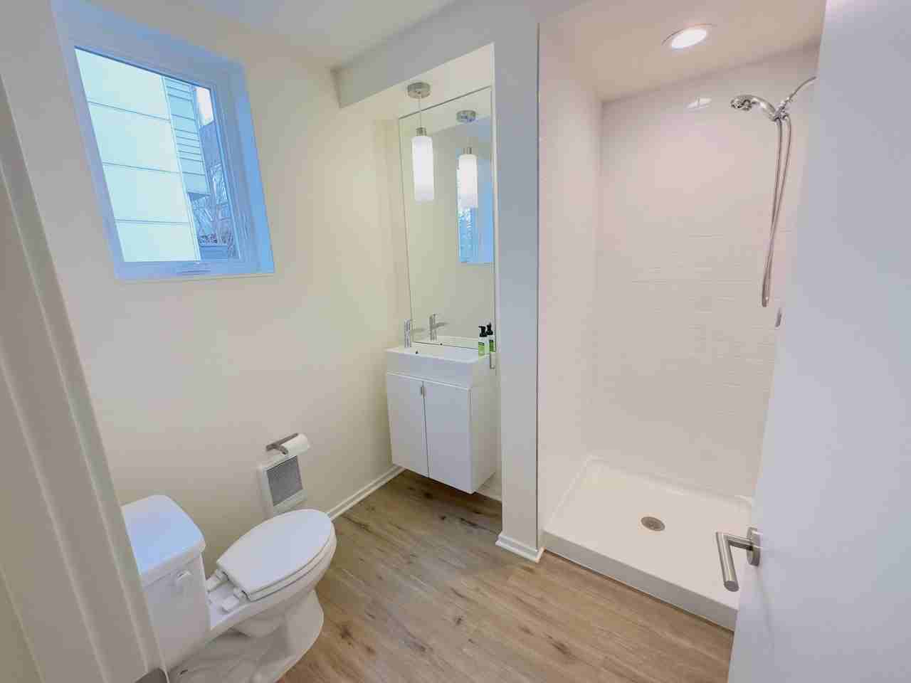 218 20th Ave S - Photo 5 of 35