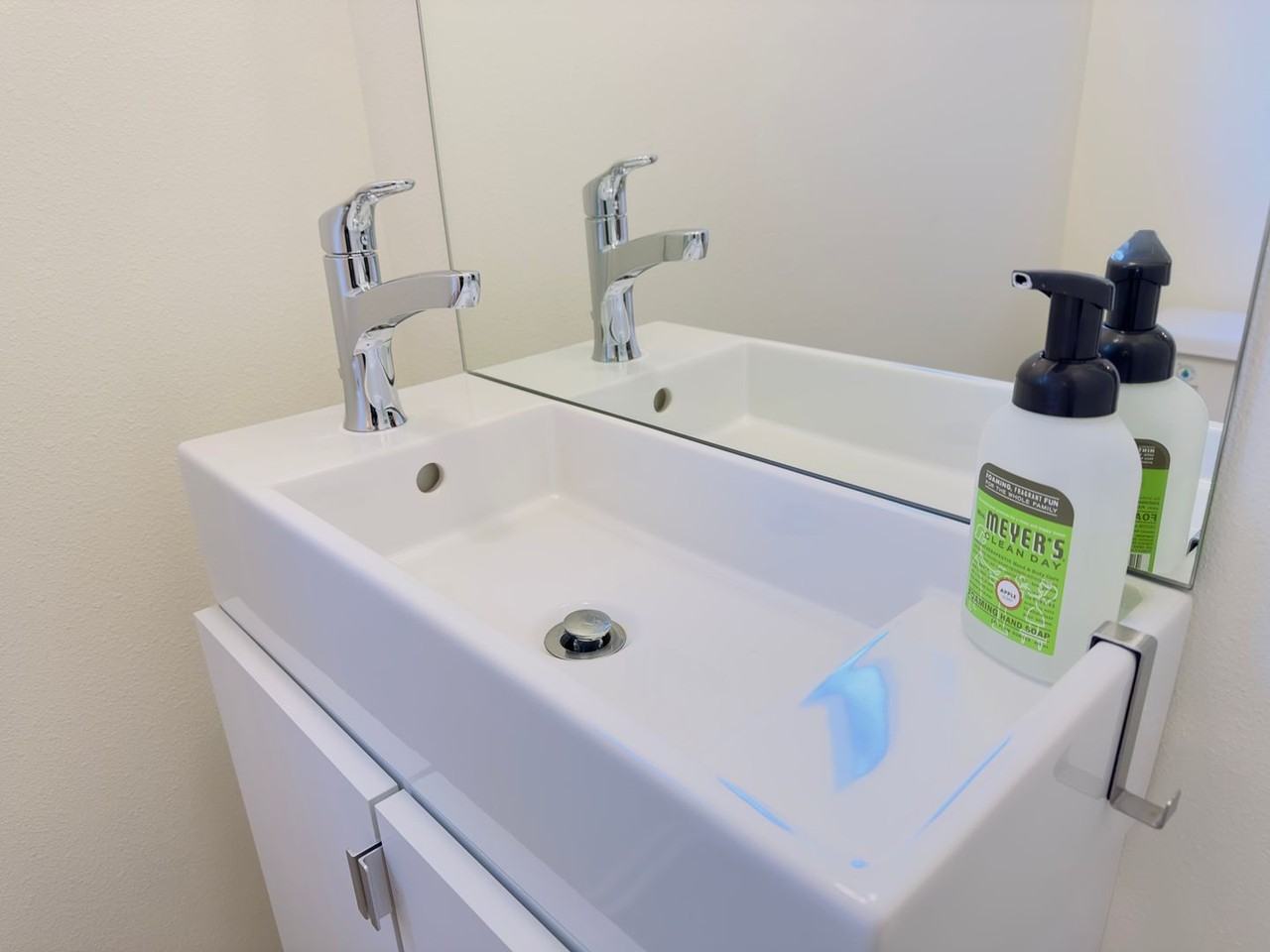 218 20th Ave S - Photo 6 of 35