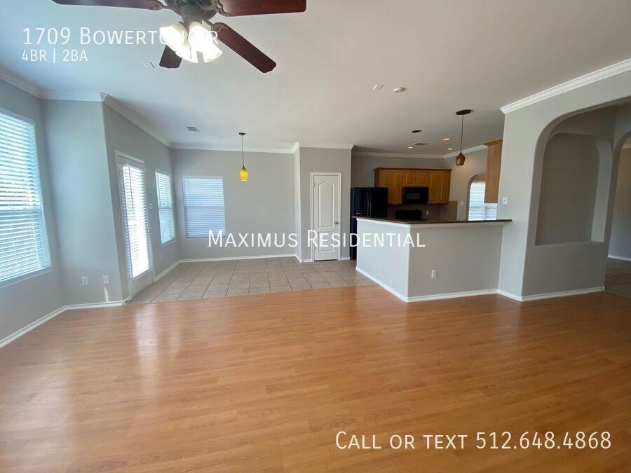 1709 Bowerton Dr - Photo 7 of 24