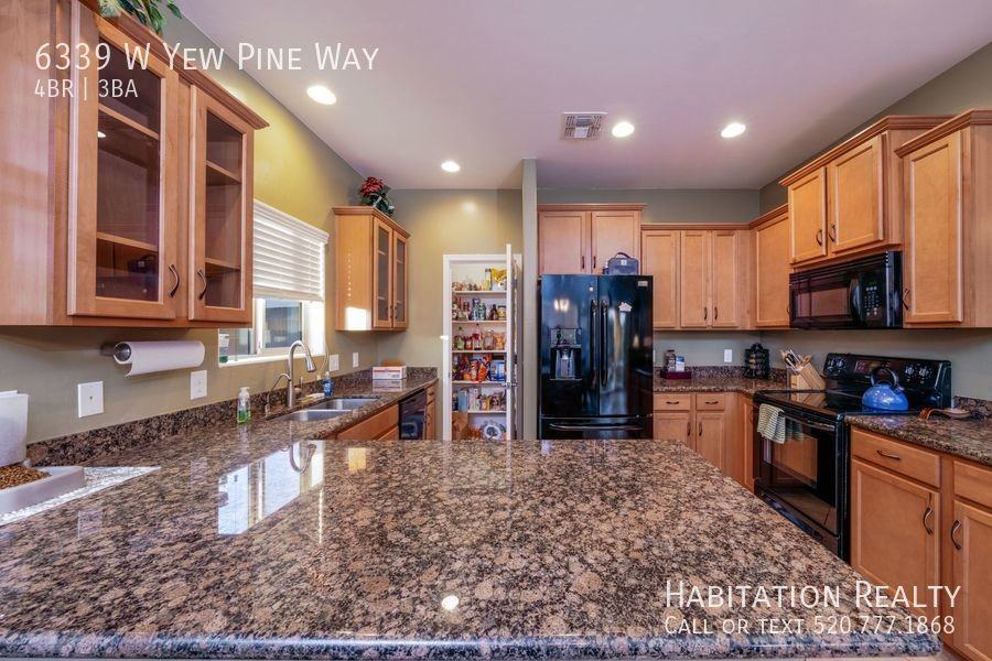 6339 W Yew Pine Way - Photo 3 of 31