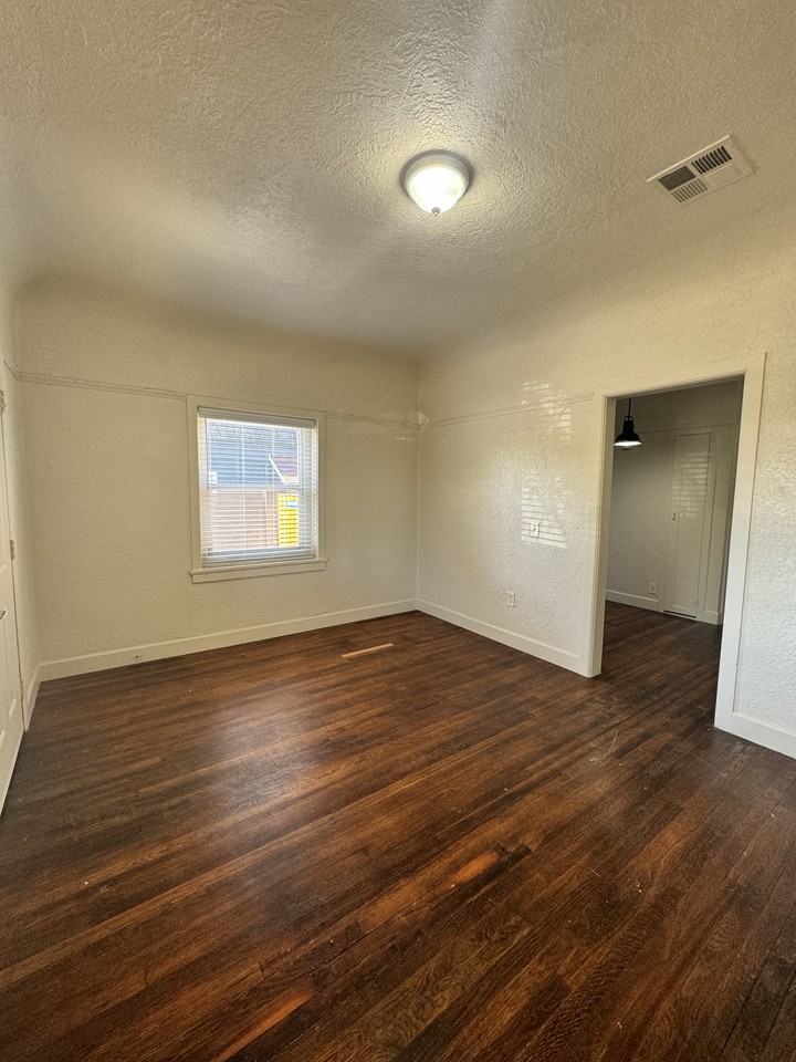 1230 E Pierce - 1 #1230 - Photo 5 of 30