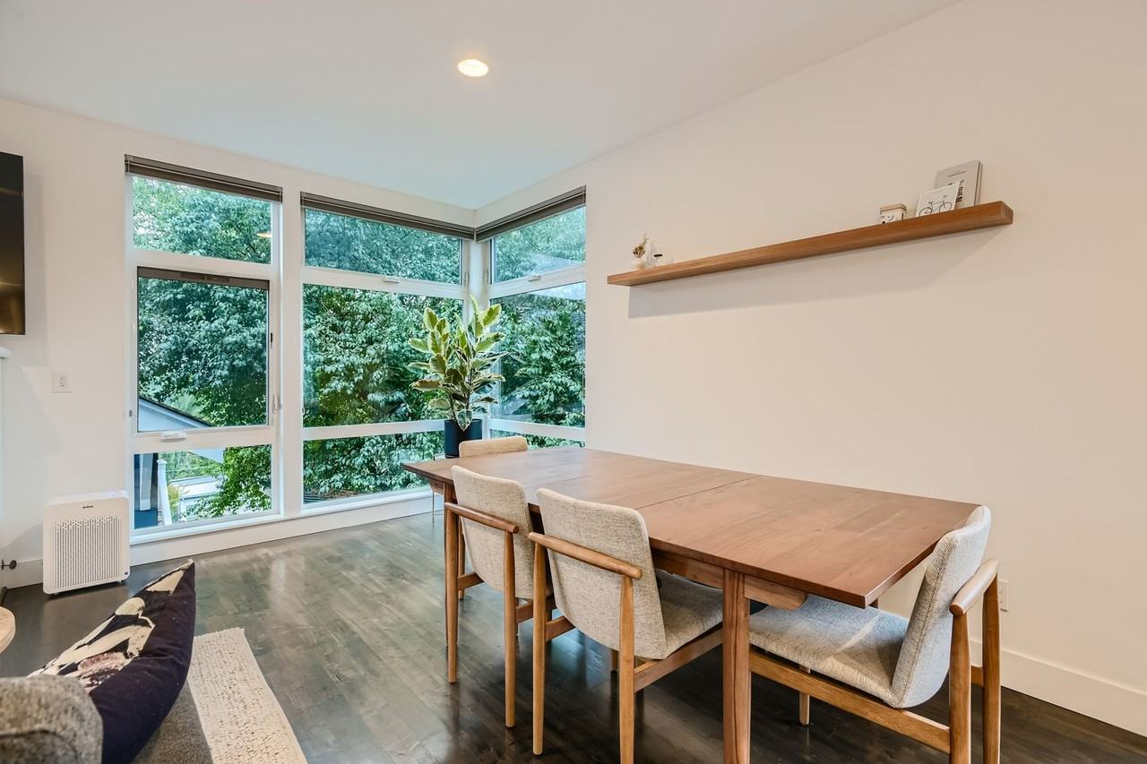 2218 11th Ave W - Photo 6 of 24