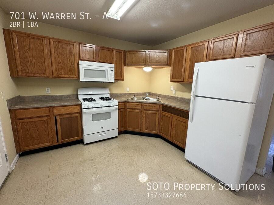 701 Warren St #A - Photo 3 of 9