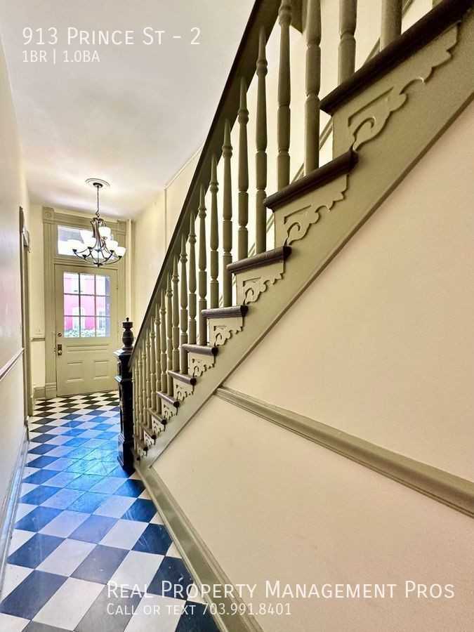 913 Prince St #2 - Photo 2 of 16