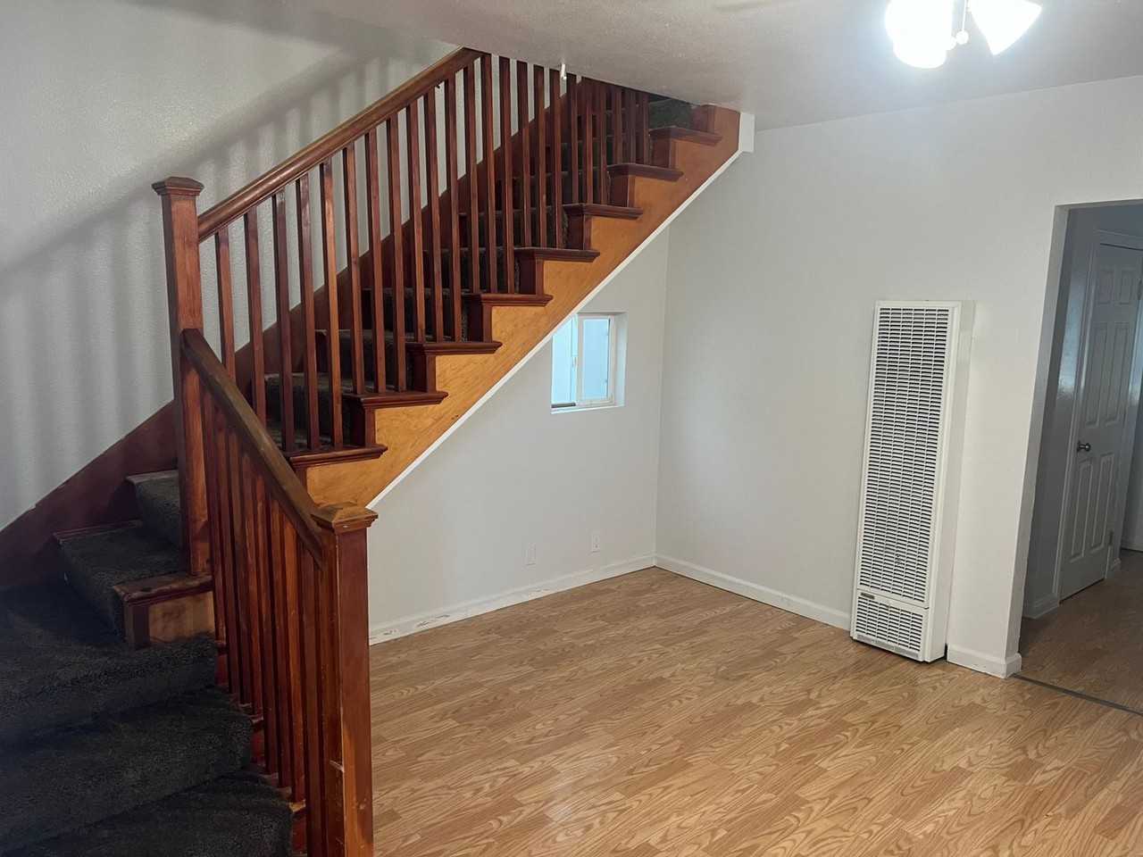 919 Kentucky St - Photo 2 of 16