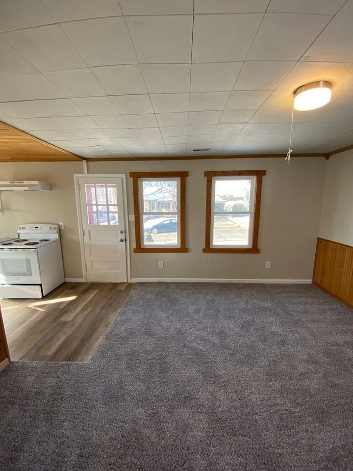 530 W 9th St N - Photo 5 of 10