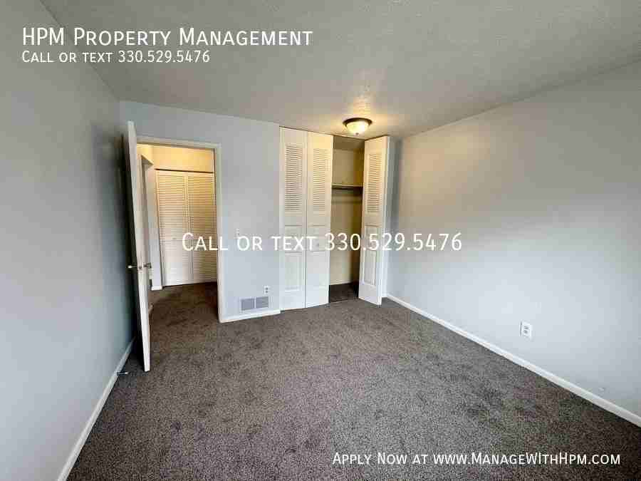 4225 Middlebranch Ave Ne #4 - Photo 7 of 16