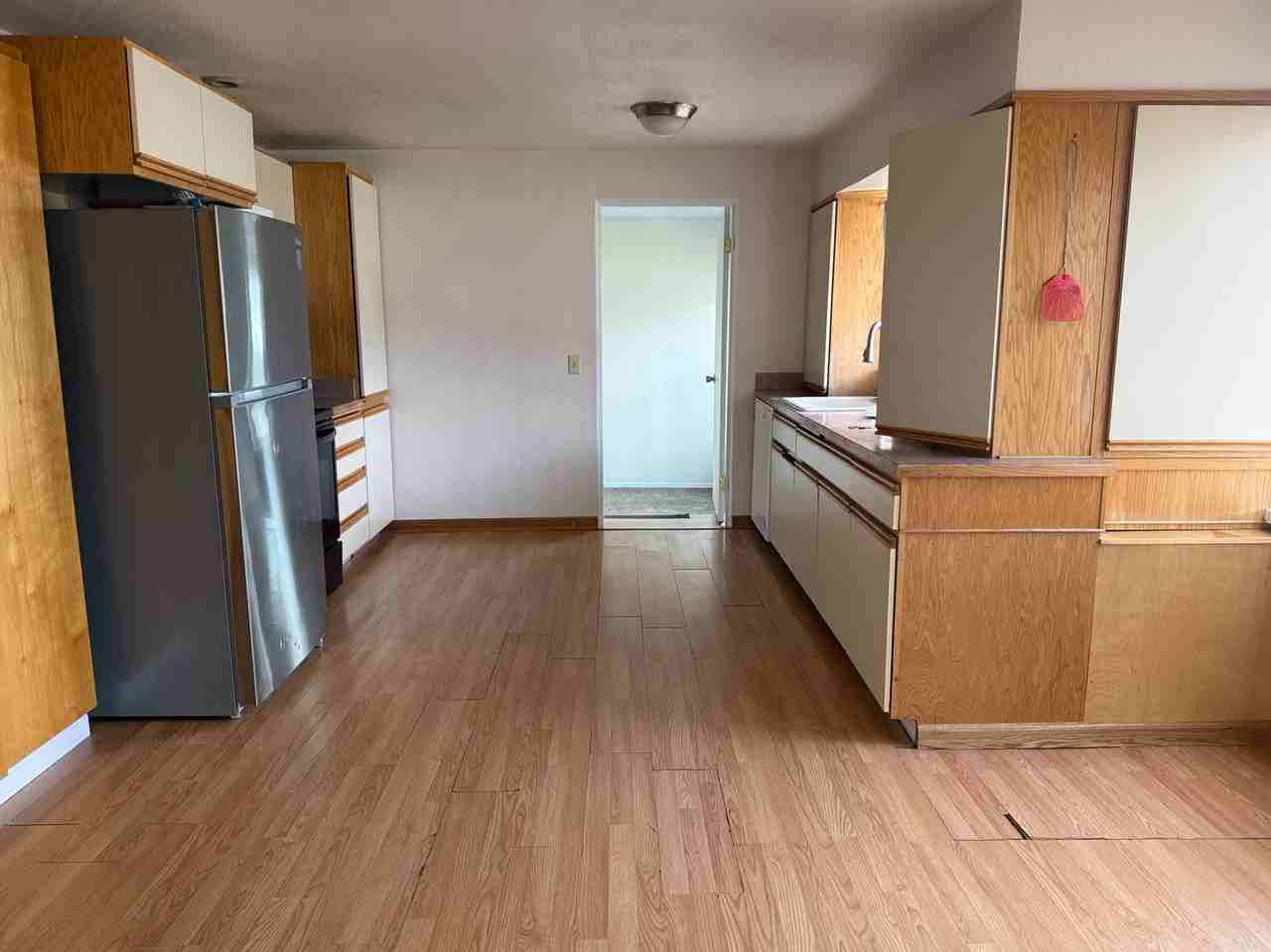 224 6th St Ne - Photo 2 of 10