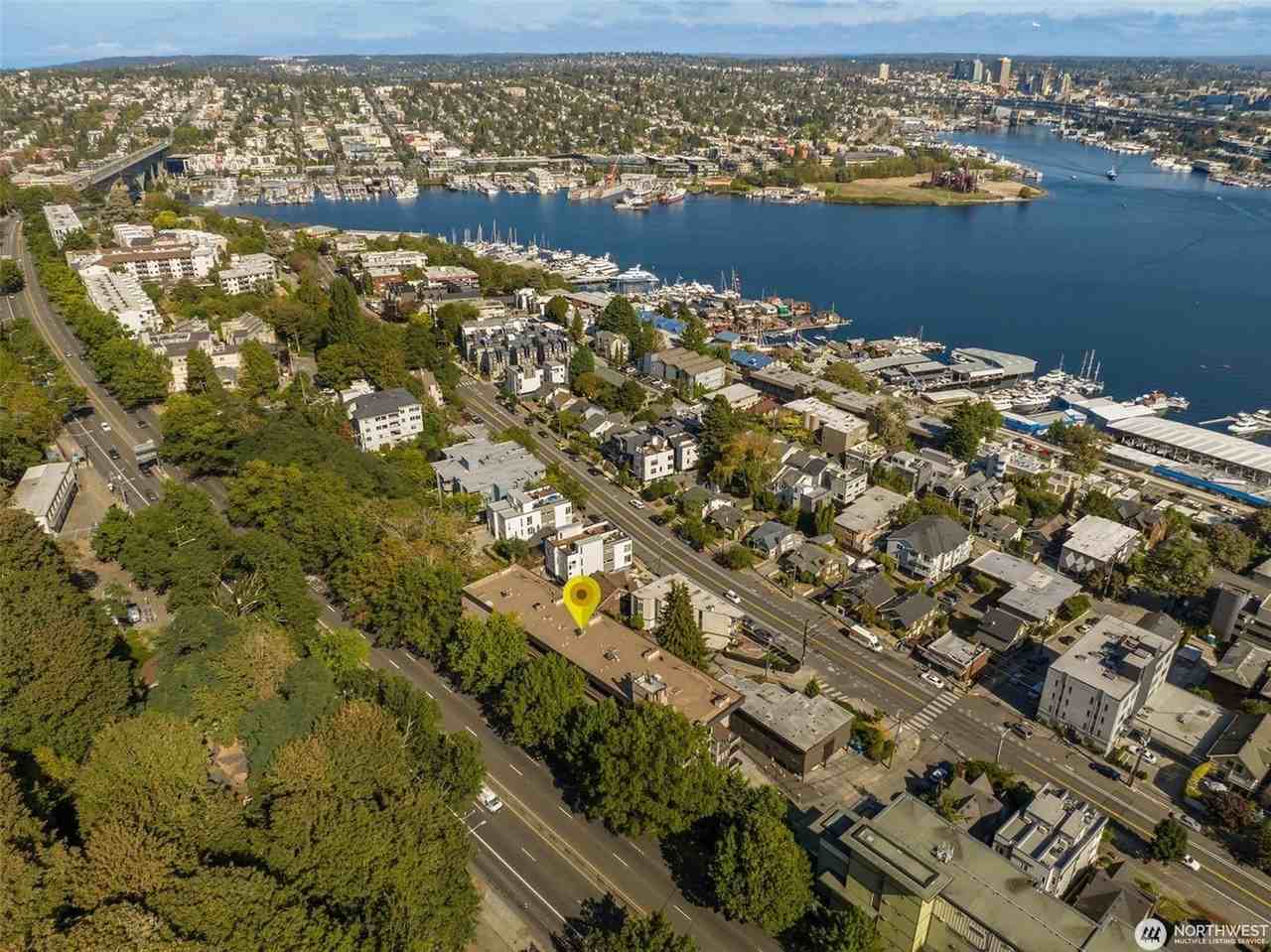 700 Crockett St #204 - Photo 3 of 19