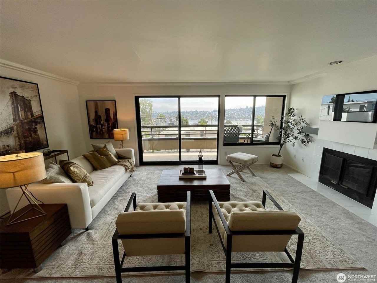 700 Crockett St #204 - Photo 5 of 19