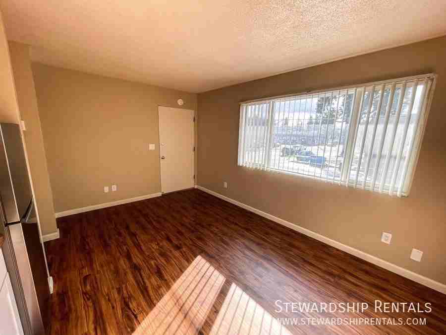 500 Monroe St #11 - Photo 6 of 11