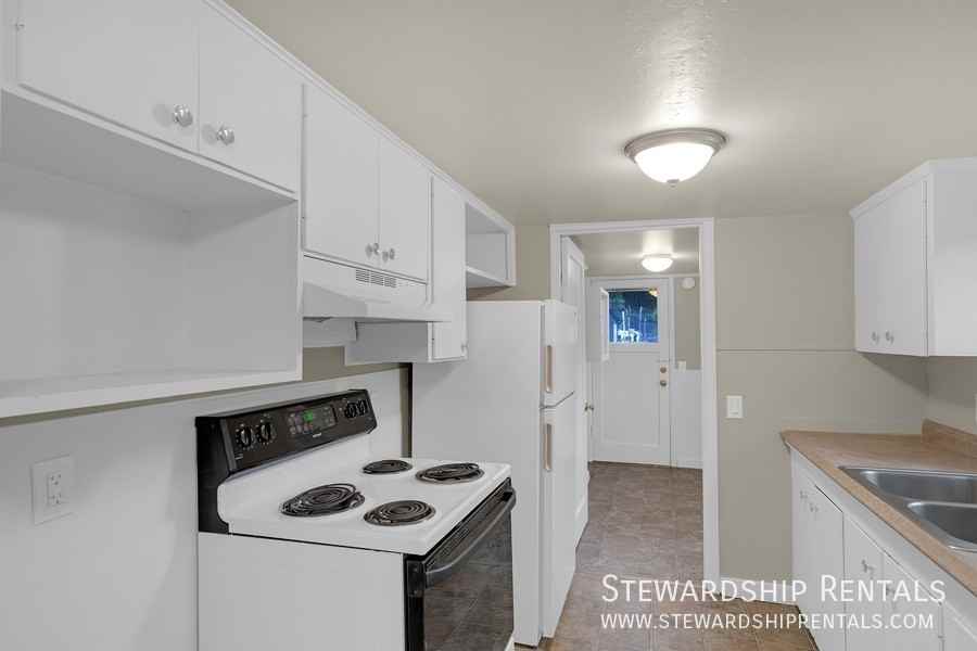 48172 Lauren Dr - Photo 6 of 16