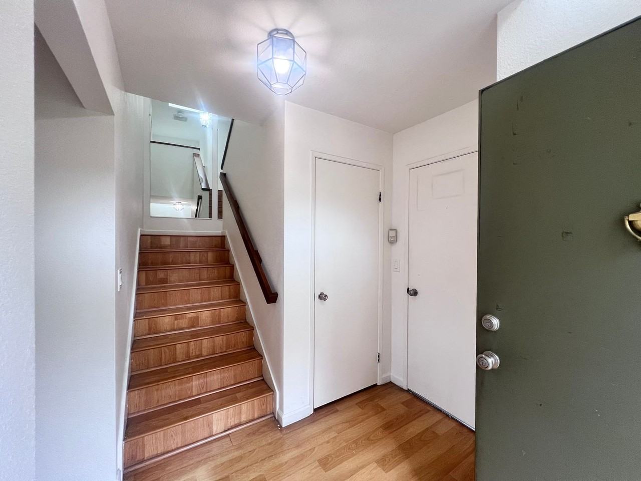 41 Jacklin Cir - Photo 4 of 50