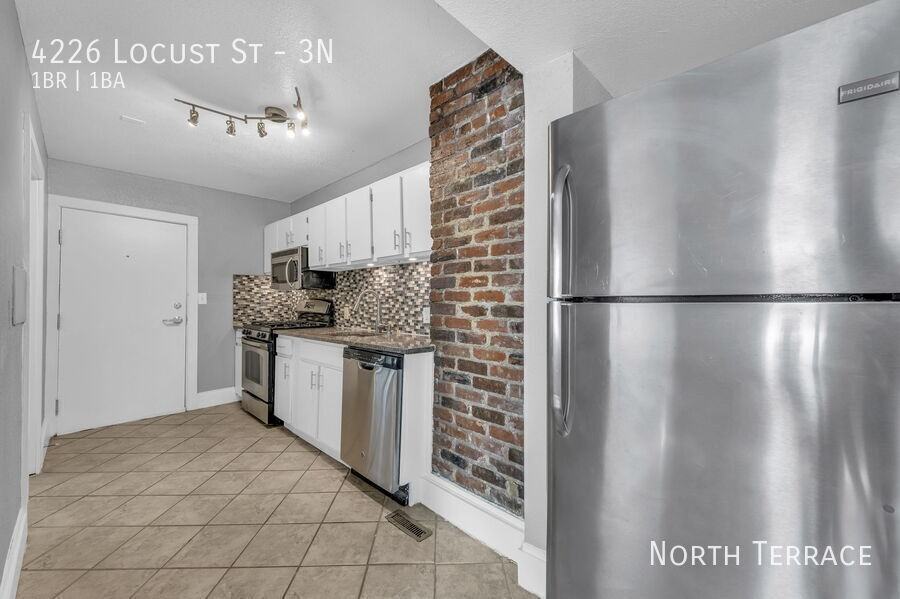 4226 Locust St #3N - Photo 2 of 21