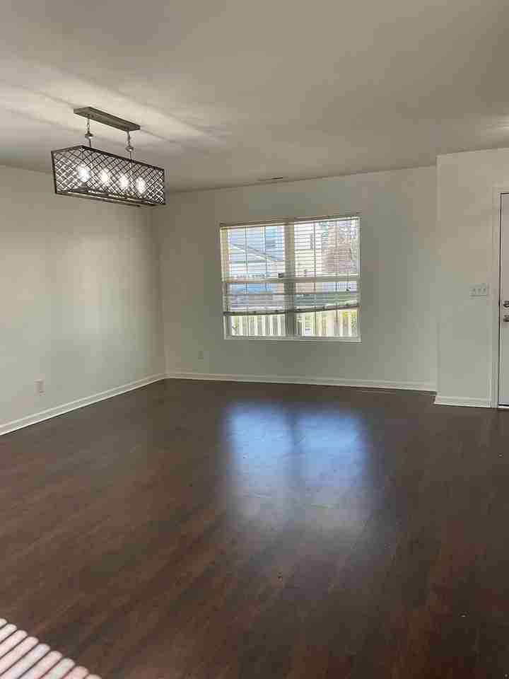 1032 Sweetgum St - Photo 2 of 13