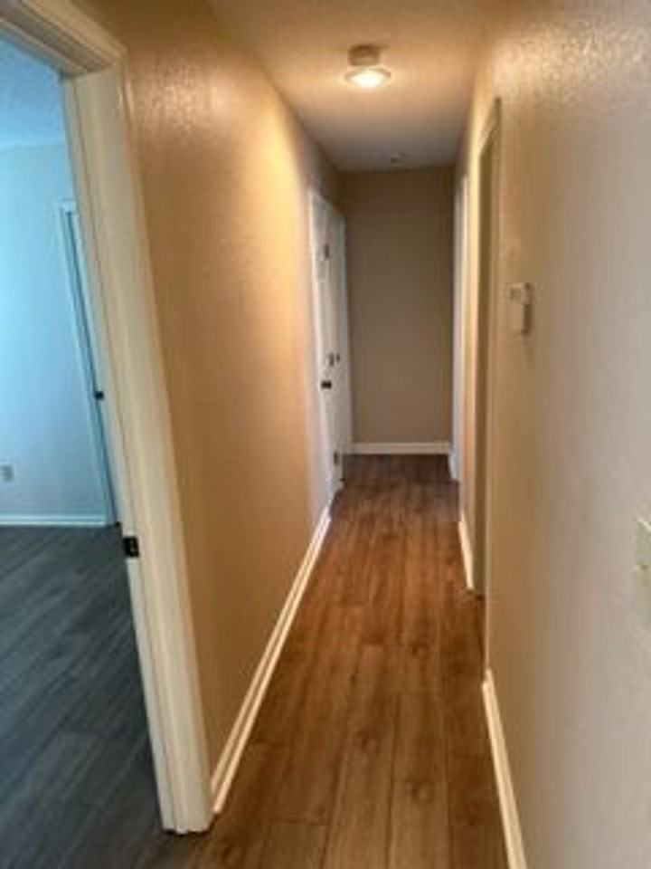 835 Ne Pollard St - Photo 2 of 19