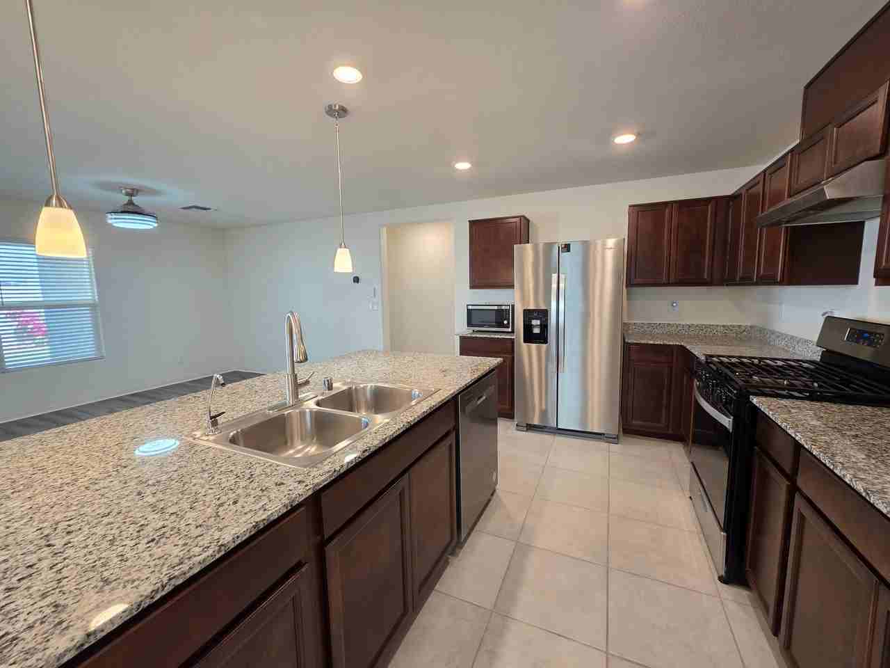 6990 Solano Canyon Ave - Photo 7 of 28