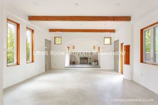 8616 N Swenson St - Photo 1 of 1