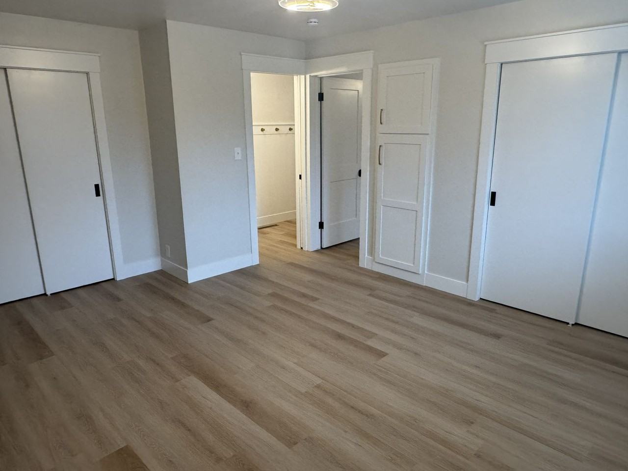 4131 E 700 N - Photo 6 of 38