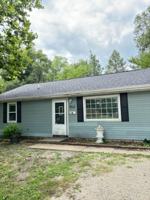 featured image of 713 N Maplewood Dr