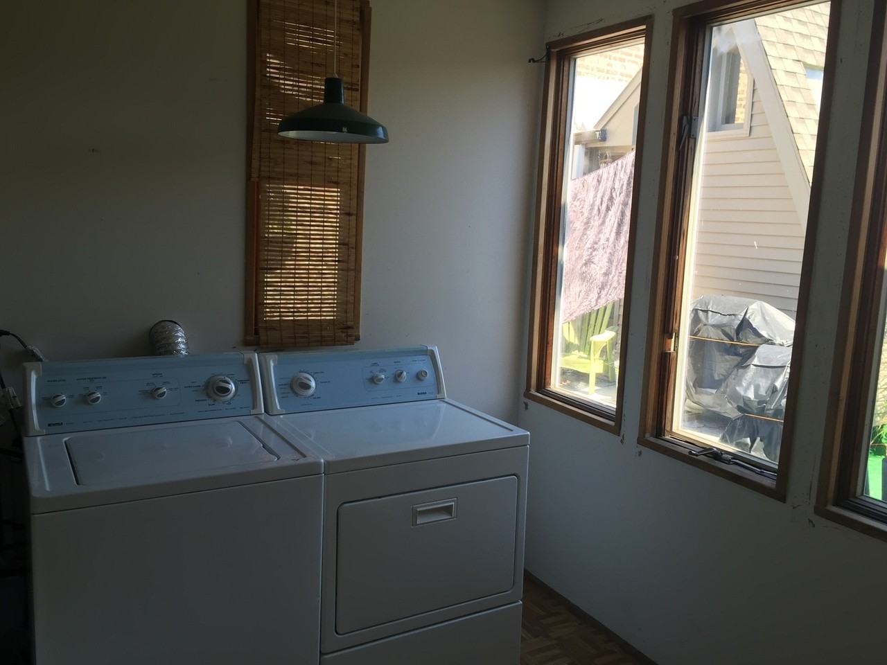 3145 S Morgan St #2ndFL - Photo 3 of 9