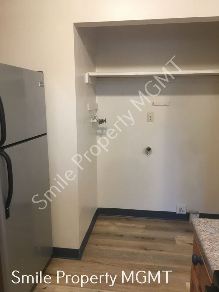 7317 Se Steele St - Photo 6 of 12