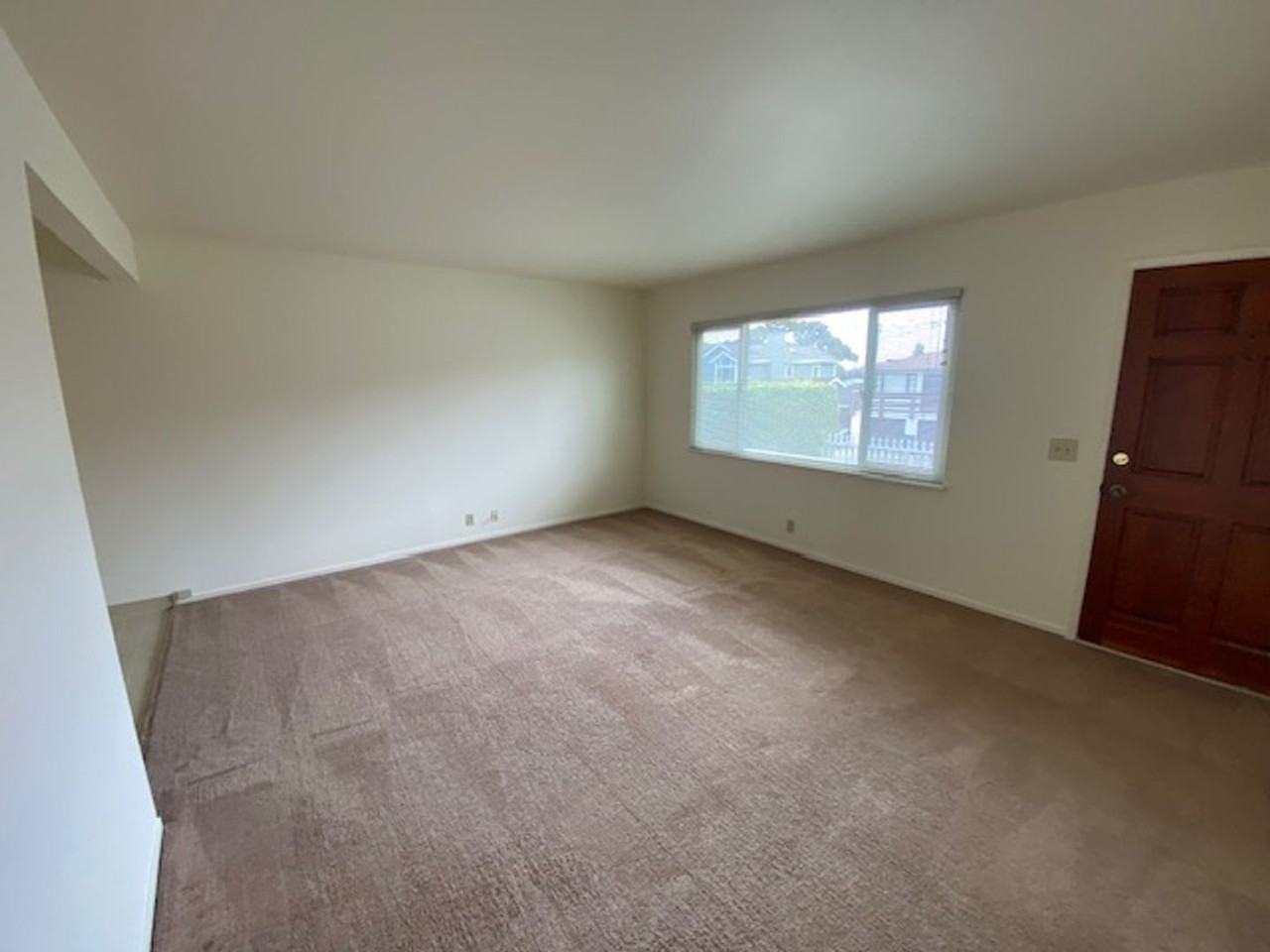 306 Lobos Ave - Photo 4 of 23