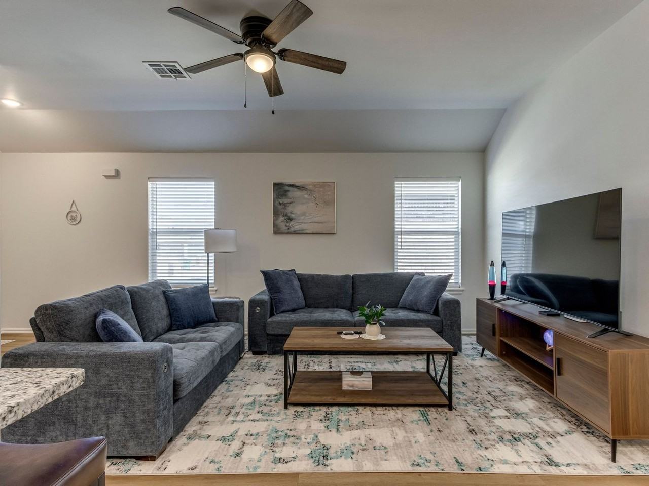 11606 Mackenzie Way - Photo 2 of 32