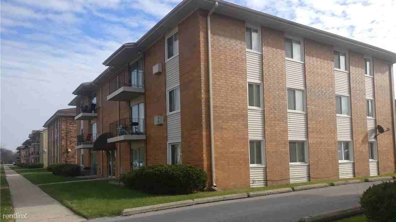 1847 Canal St #2C - Photo 2 of 10