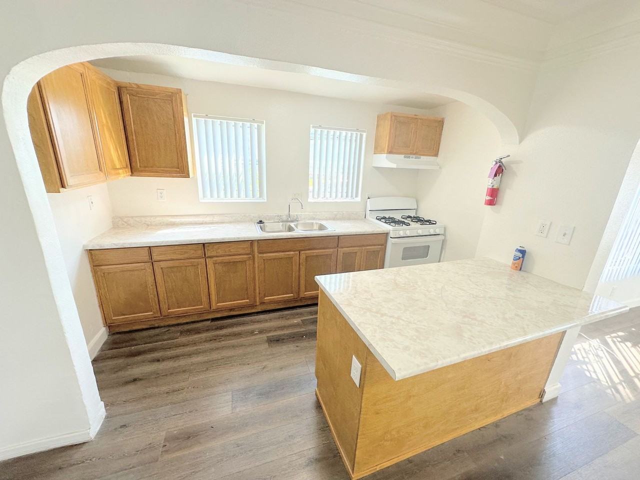 2051 W 54th St #2051 - Photo 2 of 10