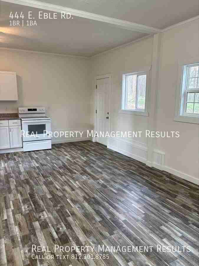 444 E Eble Rd - Photo 3 of 12