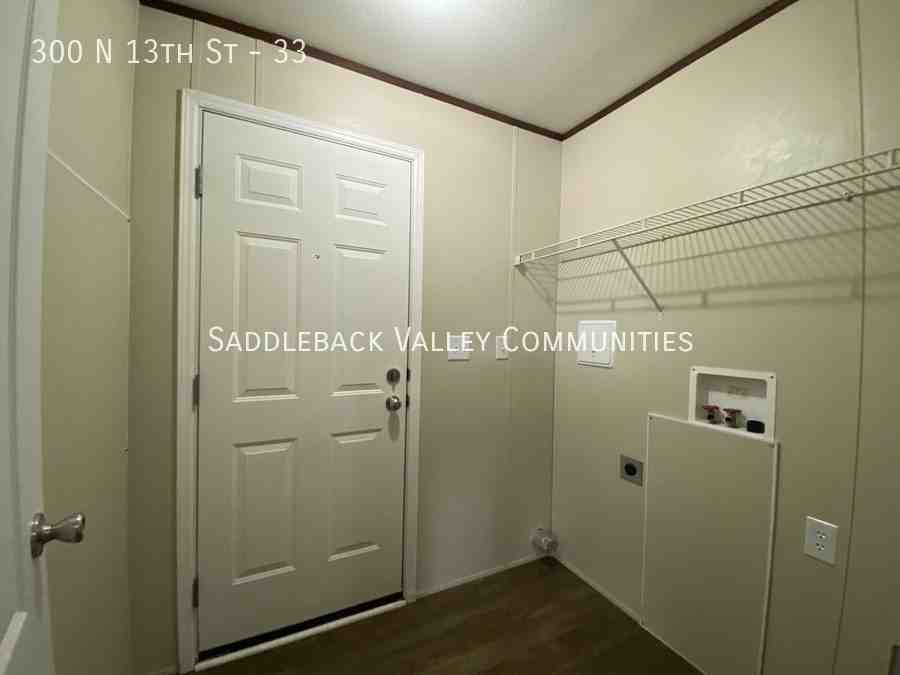 300 N 13th St #68 - Photo 3 of 10
