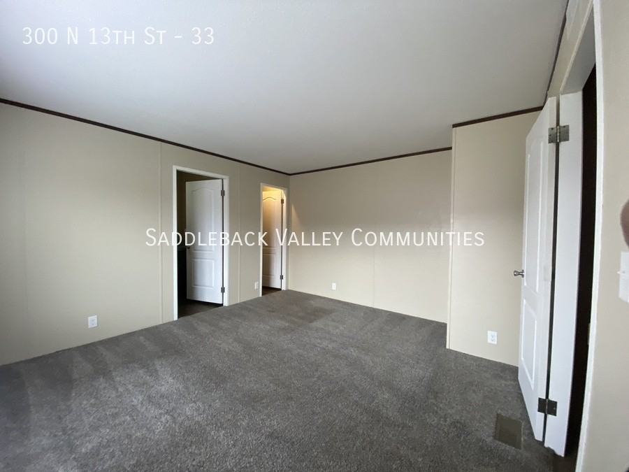 300 N 13th St #68 - Photo 5 of 10