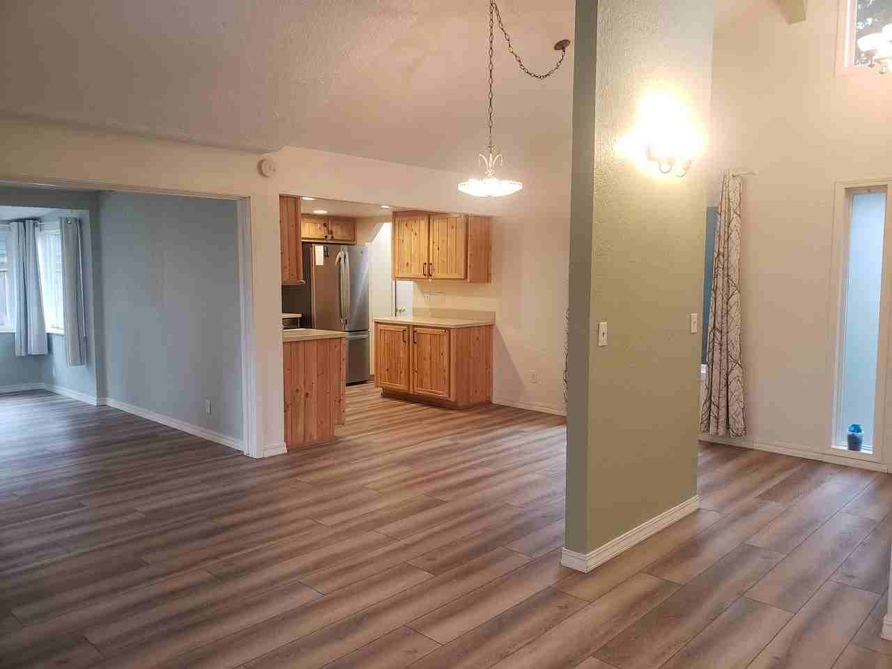 3709 Ne 126th Ave - Photo 2 of 38