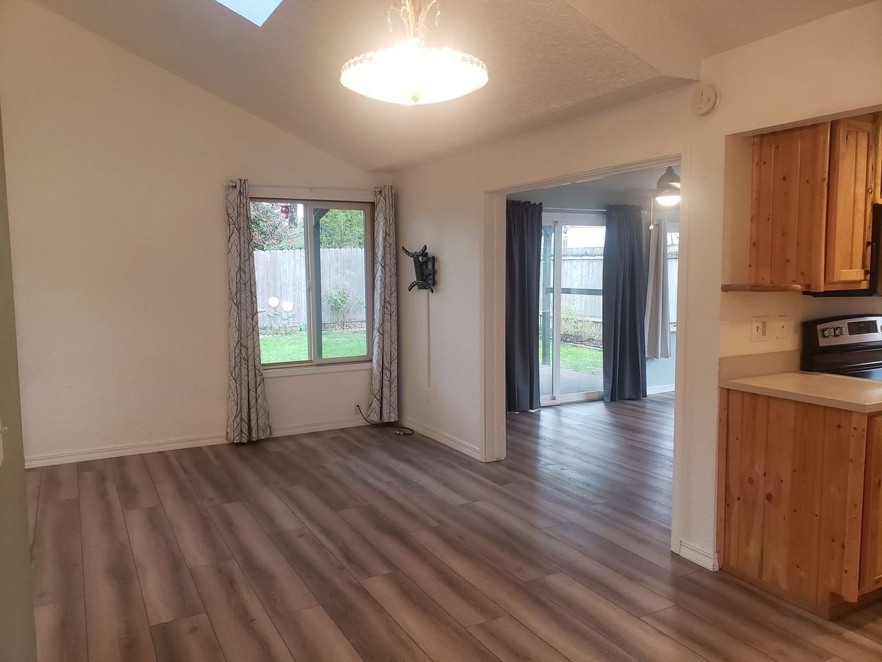 3709 Ne 126th Ave - Photo 5 of 38