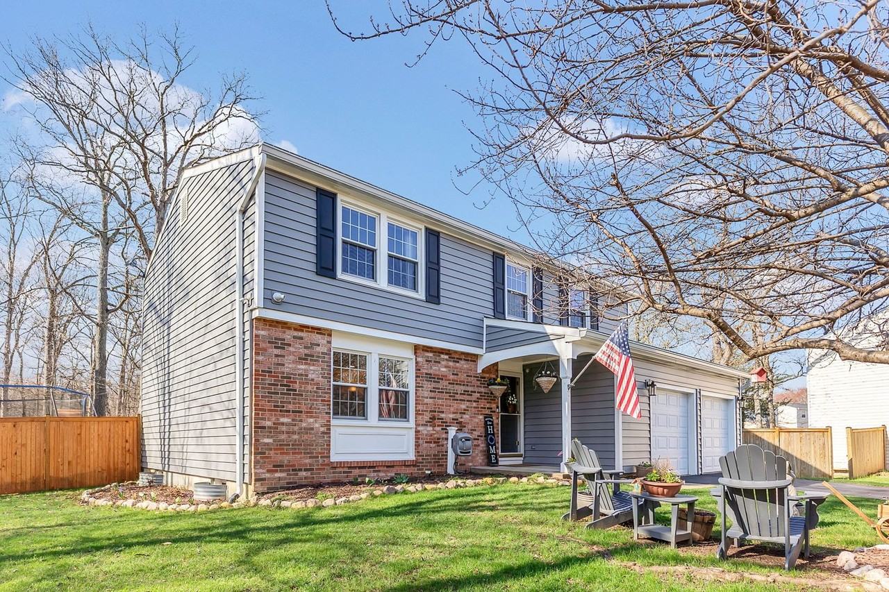 8271 Raindrop Way - Photo 4 of 29