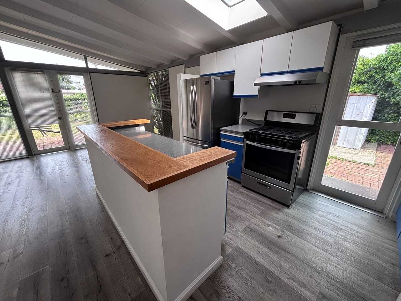 10605 Johansen Dr - Photo 4 of 25