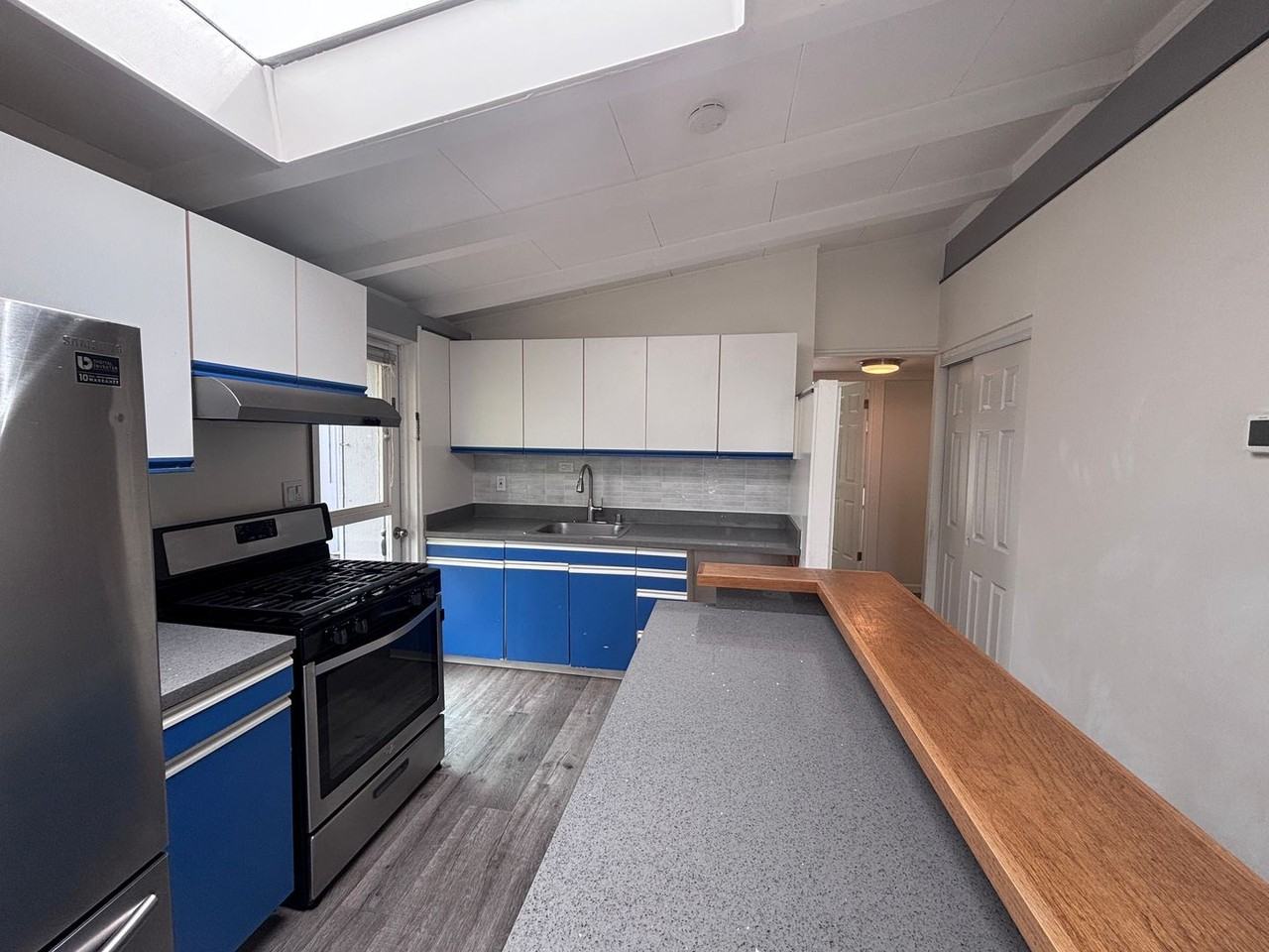 10605 Johansen Dr - Photo 5 of 25